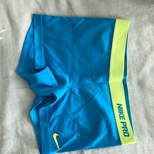 Nike Pro Spandex - Bundle of 7 - All Size M
